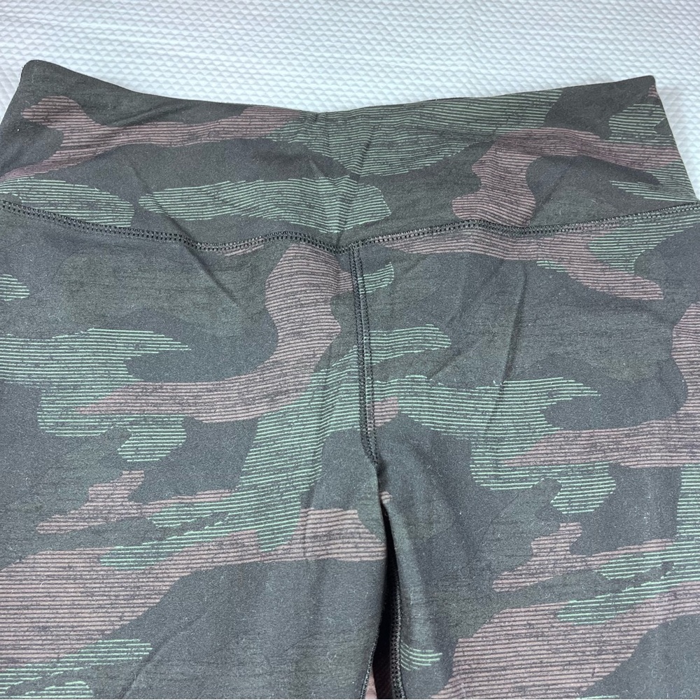 Maurice’s Leggings Camo Green Large